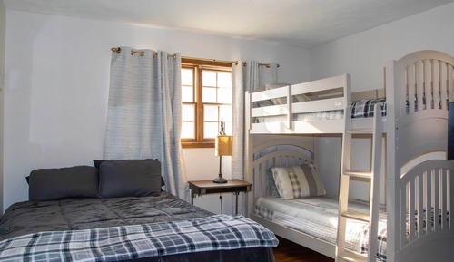 House (3 Bedrooms)