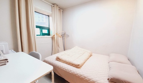 Basic Double Room, Non Smoking, City View