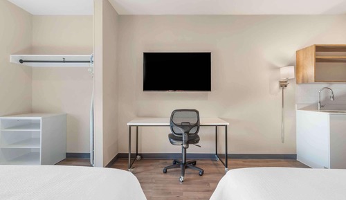 Premium Studio, 2 Queen Beds, Non Smoking, Refrigerator & Microwave