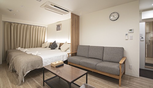 Room 102, Non Smoking