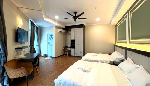 Premium Suite