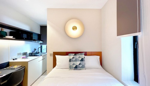 Superior Studio, 1 Queen Bed