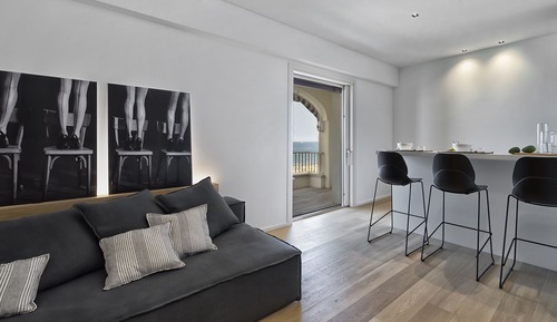 Panoramic Condo
