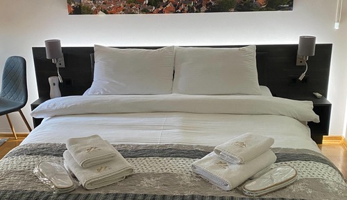Honeymoon Apartment