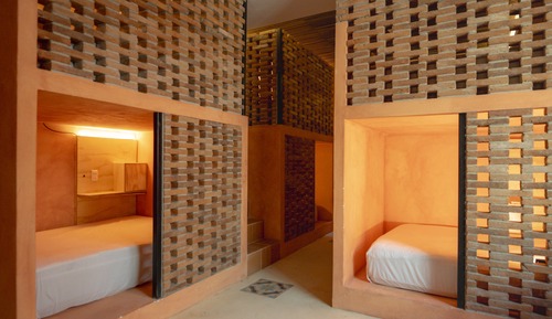 Deluxe shared dormitory for  8 people women only