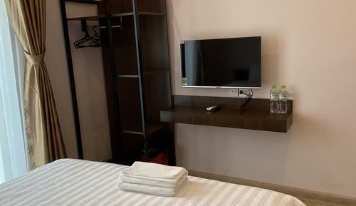 Panoramic Room