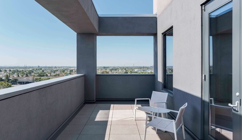 Room, 1 King Bed, Balcony