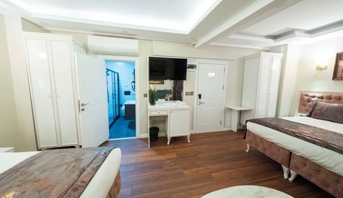Economy Quadruple Room