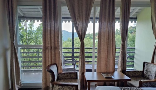 Premium Room