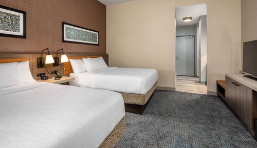 Room, 2 Queen Beds, City View