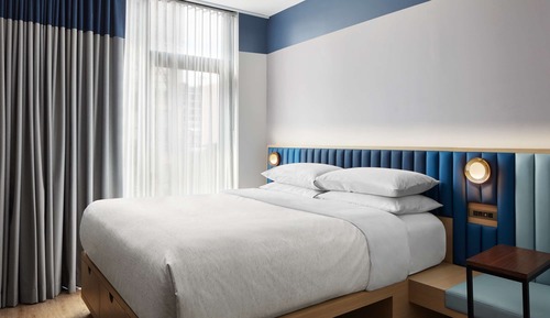 Room, 1 King Bed, City View