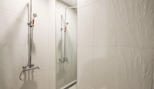Room (Suite room-large room)