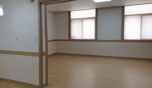 Room (Two Room)