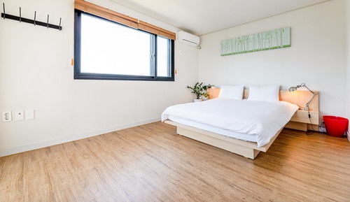 Basic Room, 3 Bedrooms (Damongchae (pool villa))