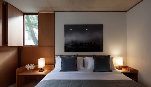 Design Room, 1 King Bed