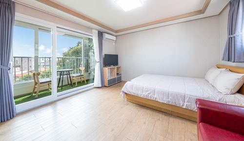 Basic Room, 1 Bedroom (301)
