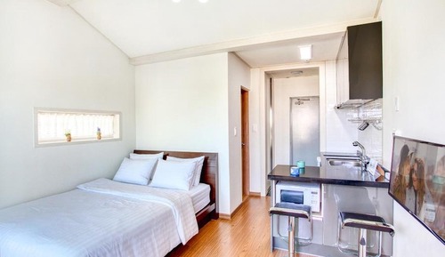 Basic Room, 1 Bedroom (Building B 2nd Floor (Pet/Random))