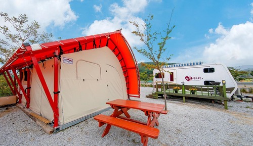 Basic Room, 1 Bedroom (Glamping B)