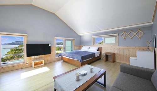 Basic Room, 1 Bedroom (Separate Building ( F2 ))
