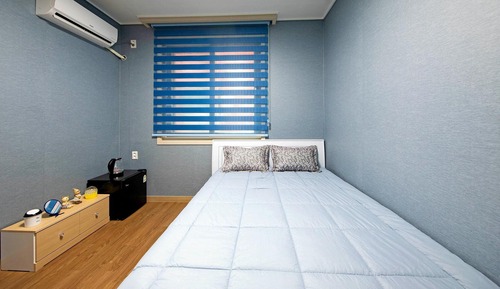 Basic Room, 1 Bedroom (202( No cooking ))