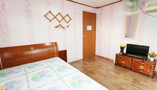 Room (Sea 4)