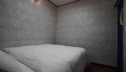 Room (Blue (BLUE))