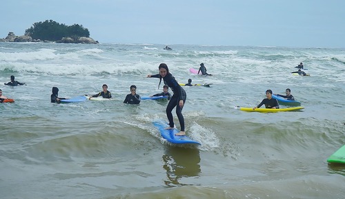 Room (Men's Dormitory + 15:00 Surf Class)
