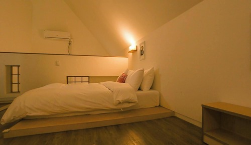 Room (B Hidden Attic)