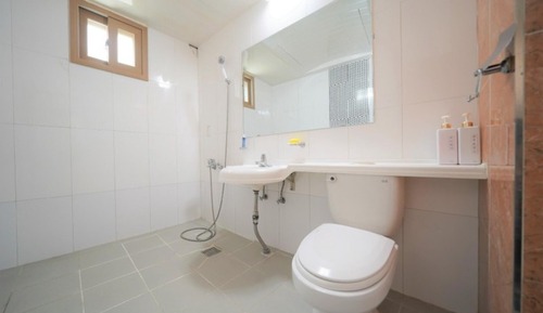 Room (Unshared House 2F (Water Fog))