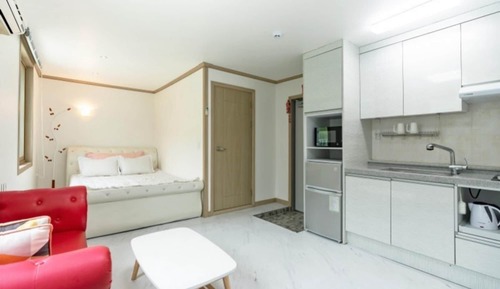 Room (Building A Room 203 (Outdoor BBQ))