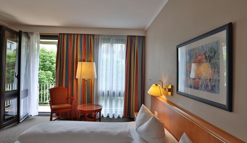 Classic Double Room, 1 King Bed, Non Smoking