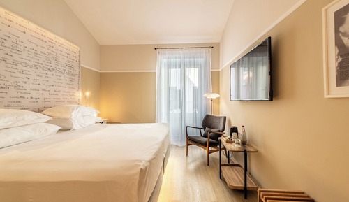 Comfort Double or Twin Room, City View