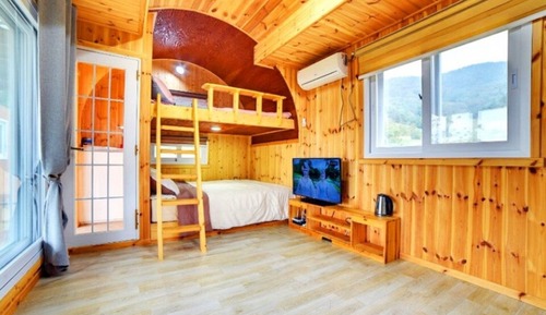 Room (Building 3 (Unshared House))