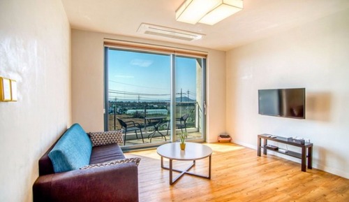 Room (Deluxe room)