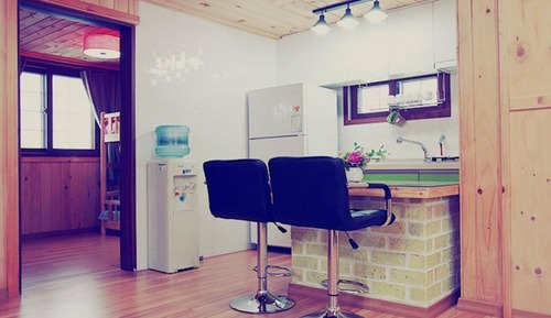 Room (B building Room 02 (Unshared House))
