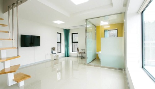 Room (A201 (duplex))
