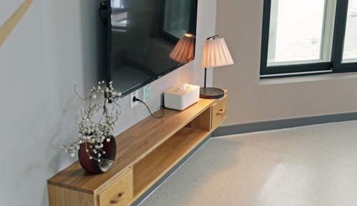 Room (3-A)