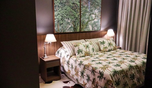 Deluxe Room, Multiple Beds