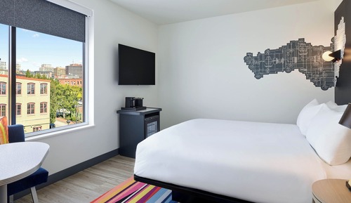 Room, 1 King Bed (Mobility Accessible, Roll-In Shower)