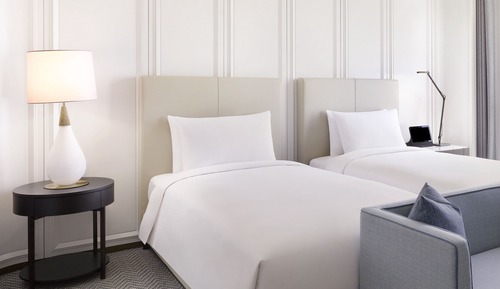 Luxury Room with 2 Single Beds