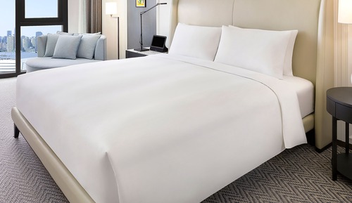 Club Luxury Room with Club Millésime Access, 1 King Size Bed, Lake View