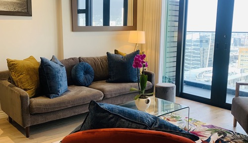 Apartment 2706
