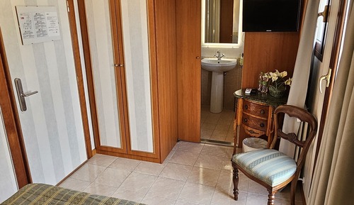 Economy Double Room, 1 Double Bed