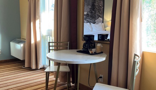 Honeymoon Room, 1 King Bed, Non Smoking, Jetted Tub