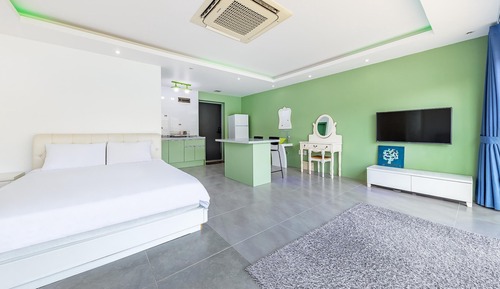 Basic Room, 1 Bedroom (Phlox 202)