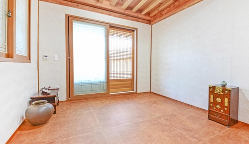 Basic Room, 1 Bedroom (Hwabaekjae E)