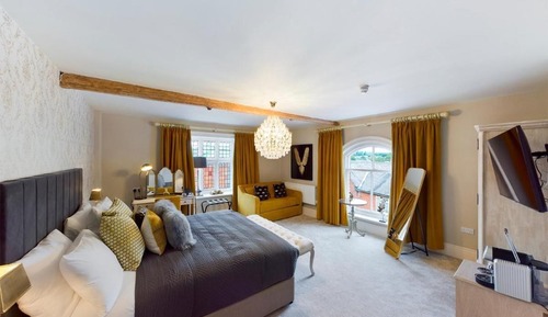 Luxury Room