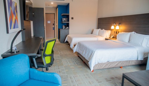 Suite, 2 Queen Beds