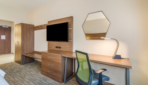 Standard Room, 1 King Bed