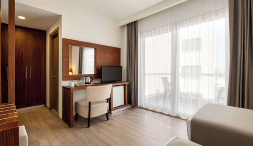 Room, 1 Queen Bed with Sofa bed, Accessible, View